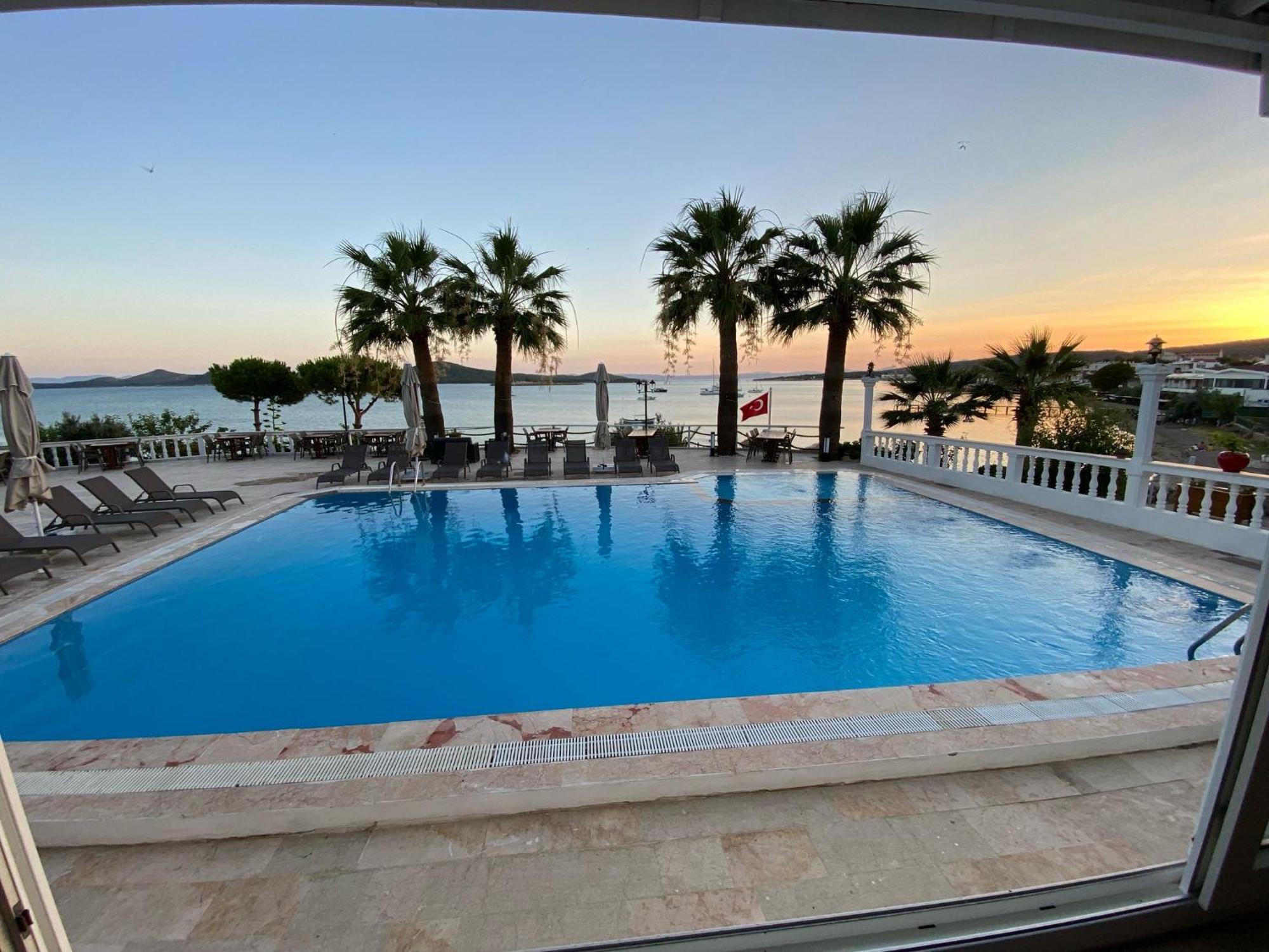 Cunda Panorama Otel Ayvalı Esterno foto