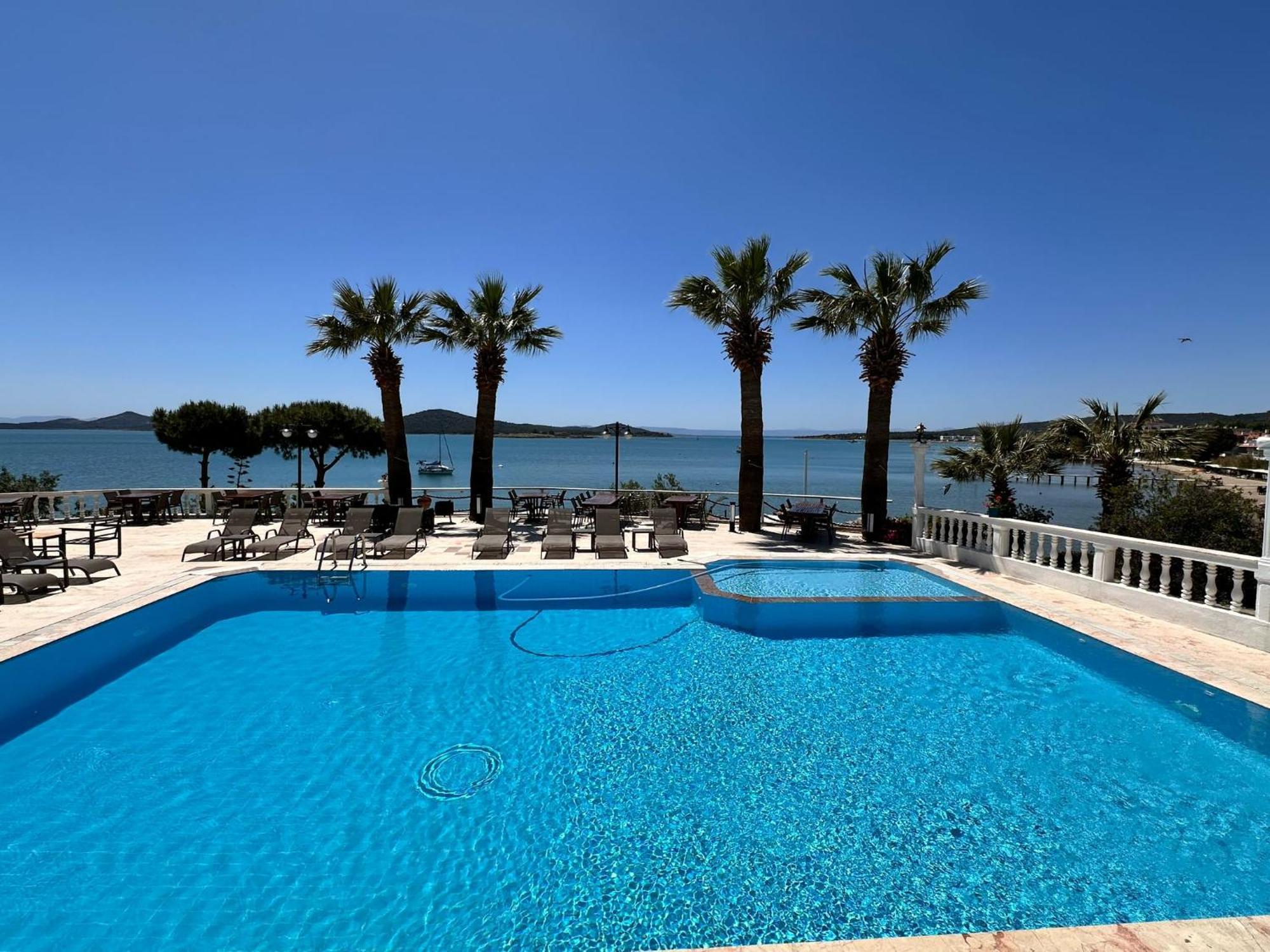 Cunda Panorama Otel Ayvalı Esterno foto
